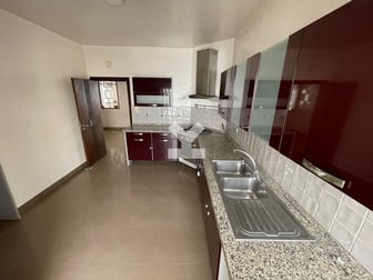 user-CA040378-image