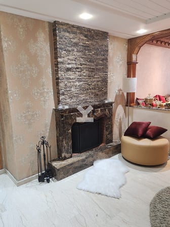user-CA045302-image