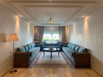 user-CA045418-image