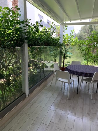 user-SI049192-image