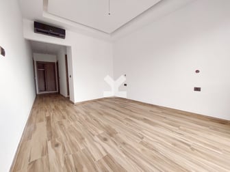 user-CA070384-image