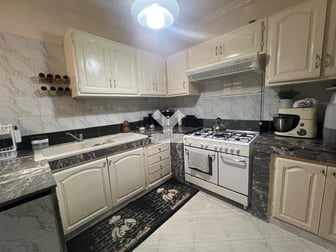 user-CA122918-image