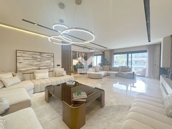 user-CA125959-image