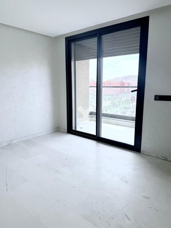 user-MA150644-image