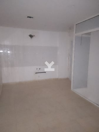 user-MI085912-image