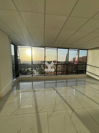 user-MI108246-image