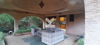 user-MI114444-image