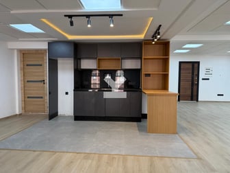 user-MI149360-image