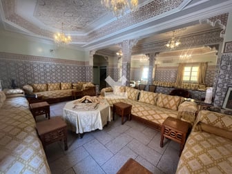 user-MI150550-image