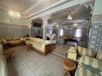 user-MI150550-image