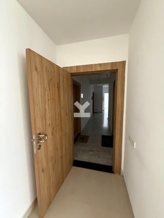 user-MI152383-image