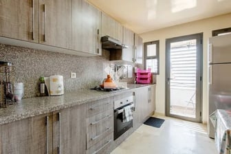 user-NA064704-image