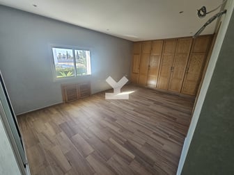 user-NI015979-image