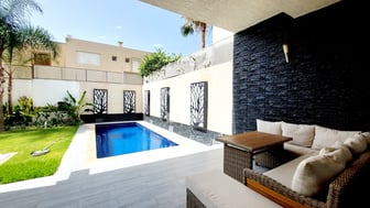 user-NI088704-image