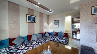 user-NT072648-image