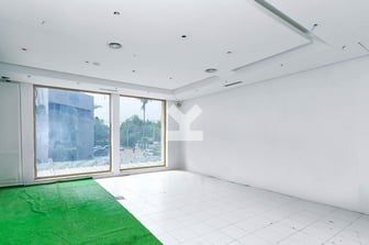 user-RI008778-image