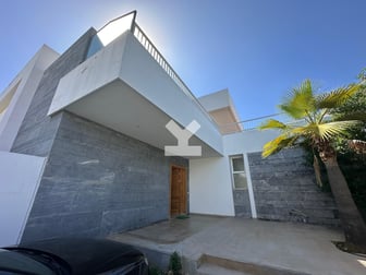 user-RI019715-image