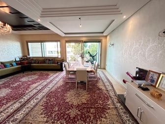 user-RA053001-image