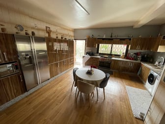 user-RI064037-image