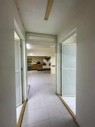 user-RI073753-image