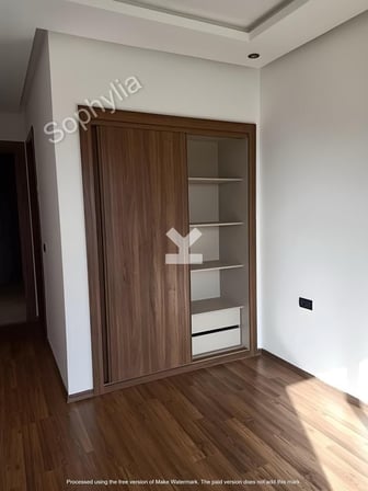 user-RI151704-image