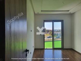 user-RI151704-image