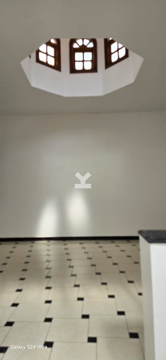 user-RI152555-image