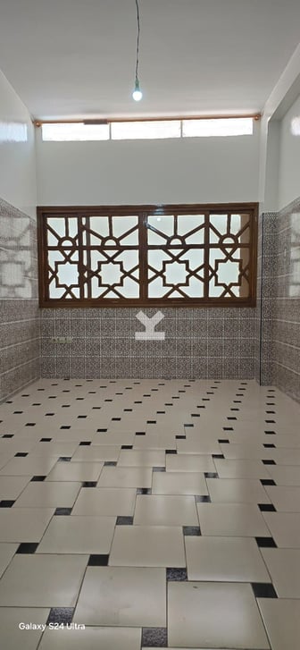 user-RI152555-image