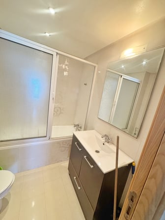 user-SA187030-image