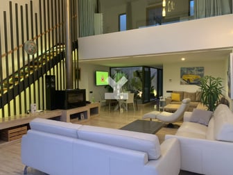 user-SI021211-image