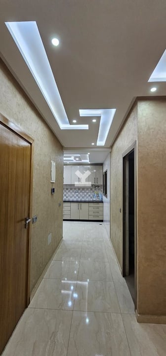 user-SI038600-image