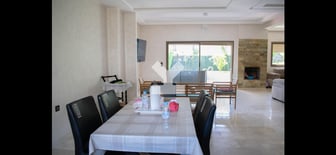 user-SI102781-image