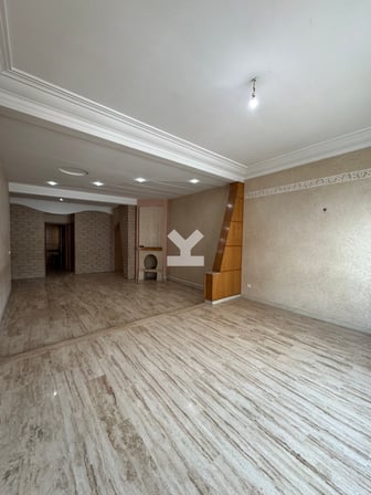 user-CA099370-image