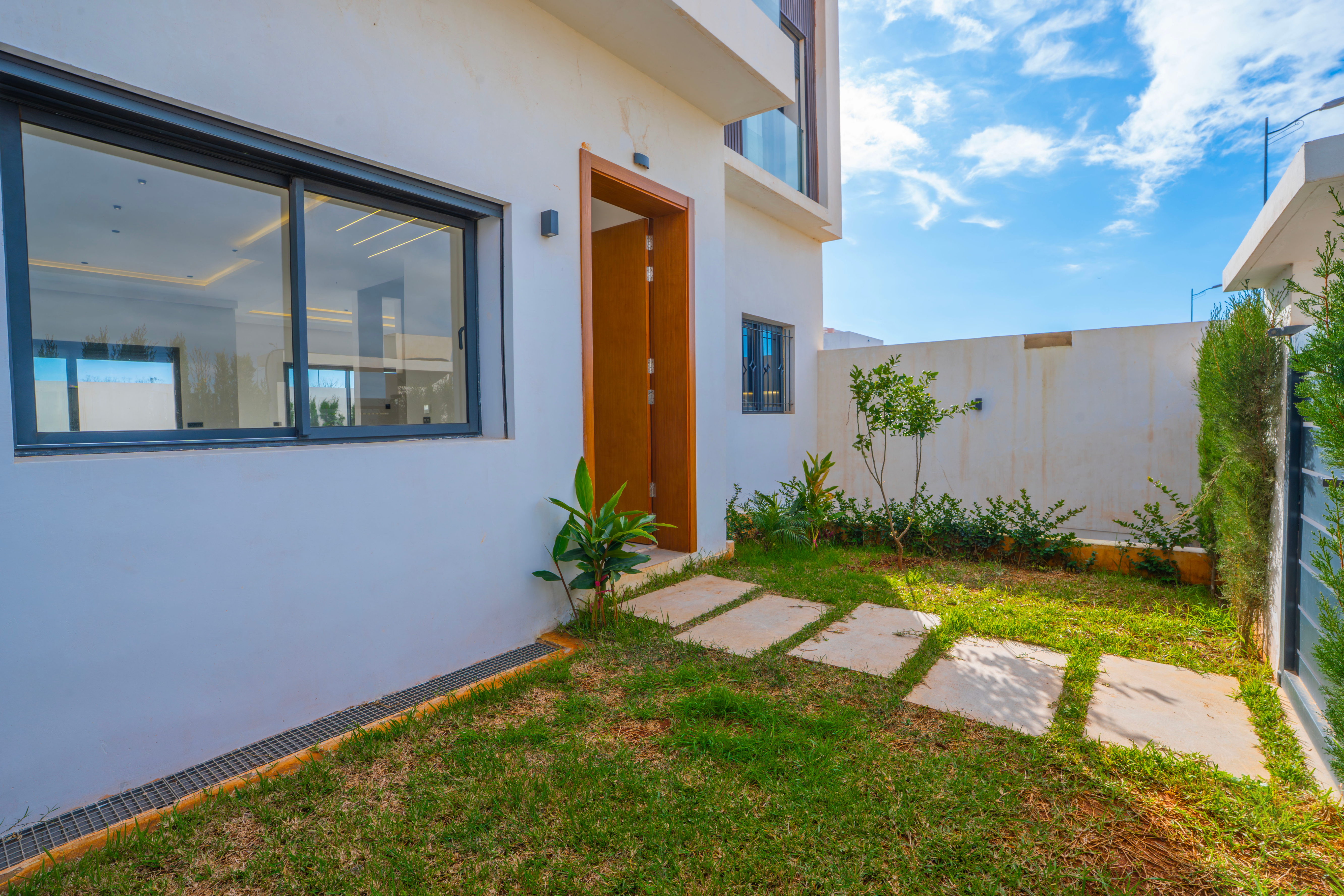 BloomLiving Victoria — 9