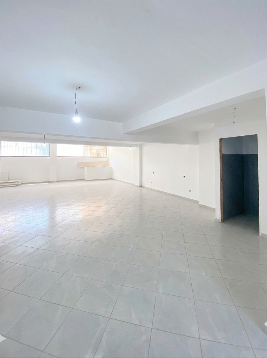 Local commercial — Dar Bouazza