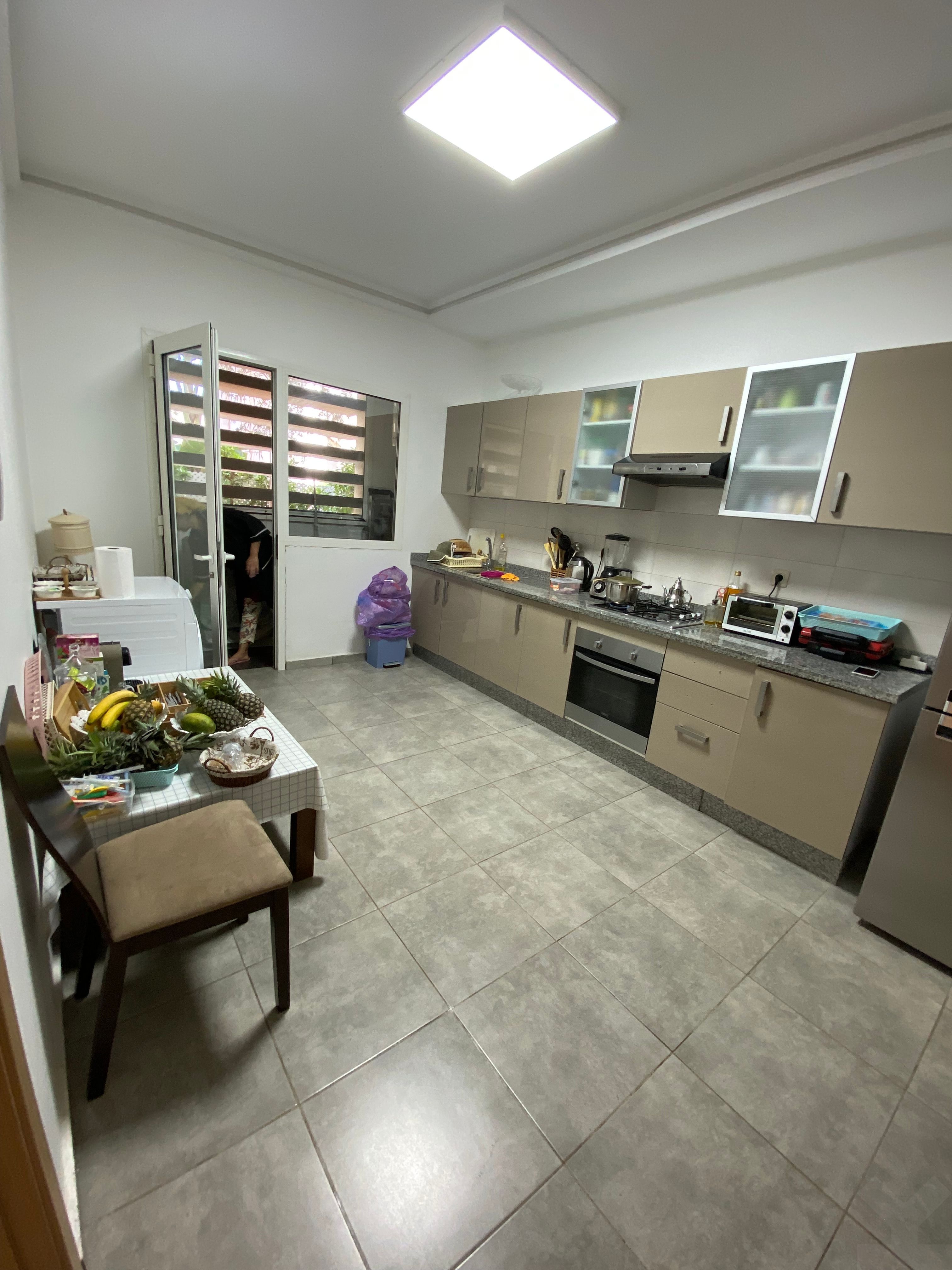 Appartement 197 m² f Victoria — 7