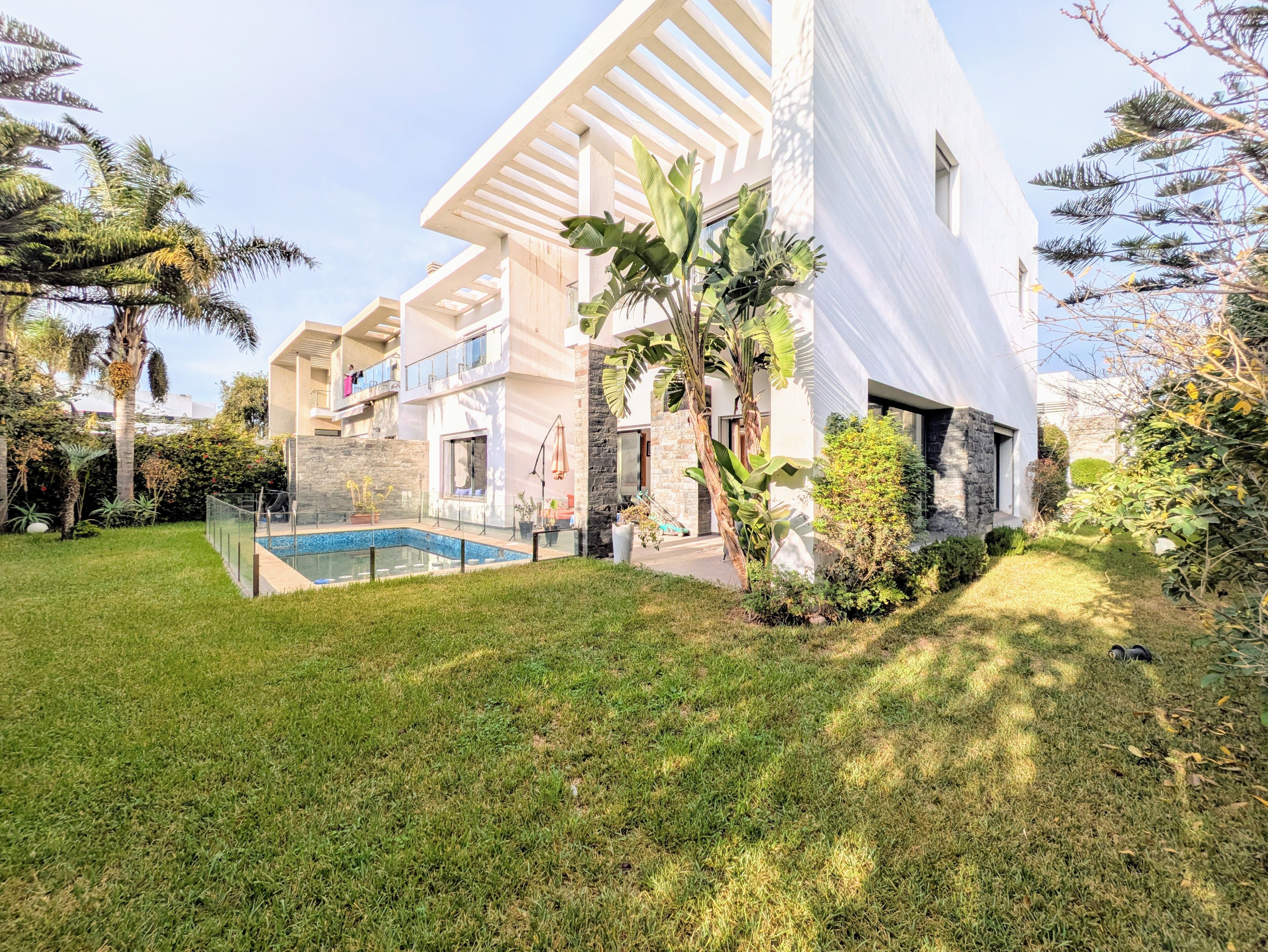 Villa — Bouskoura
