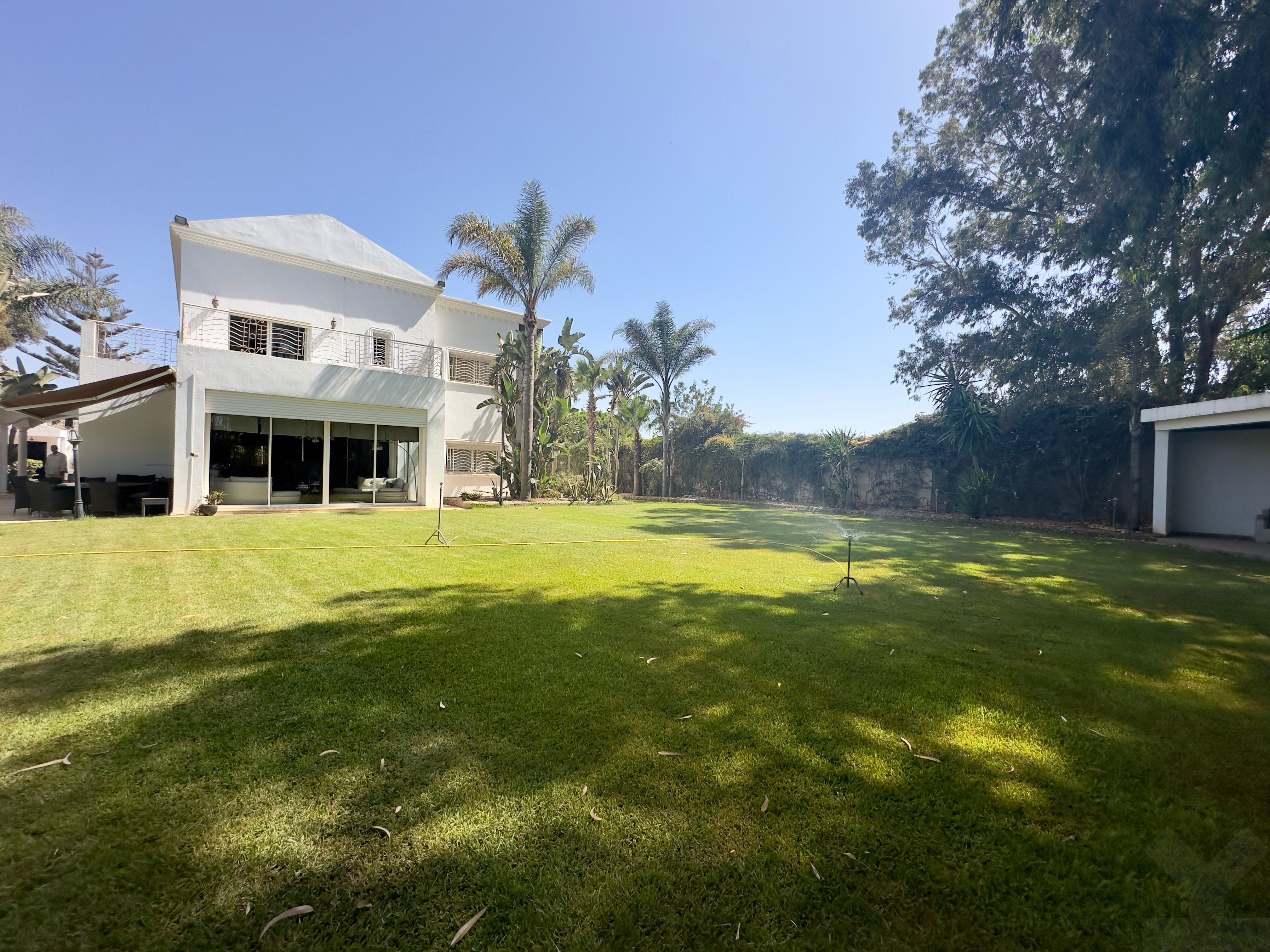 فيلا 1998 م² في Bouskoura — 21