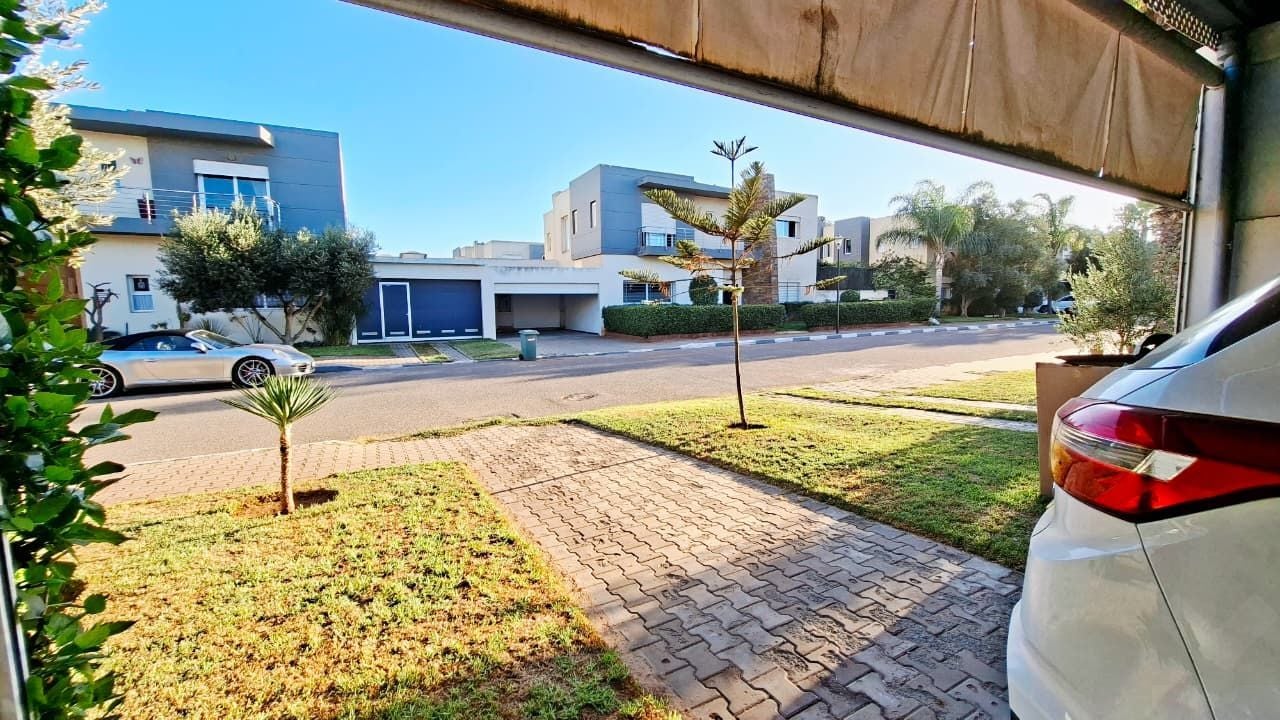 Villa 601 m² à Bouskoura — 24