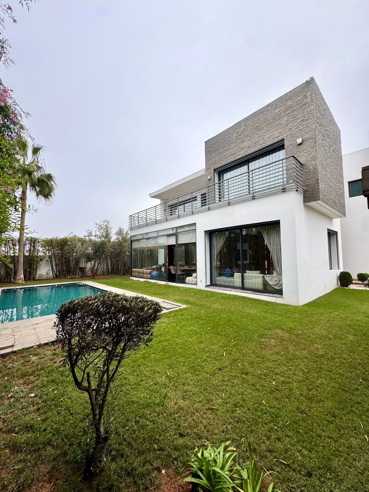 Villa 602 m² à Ville Verte — 14