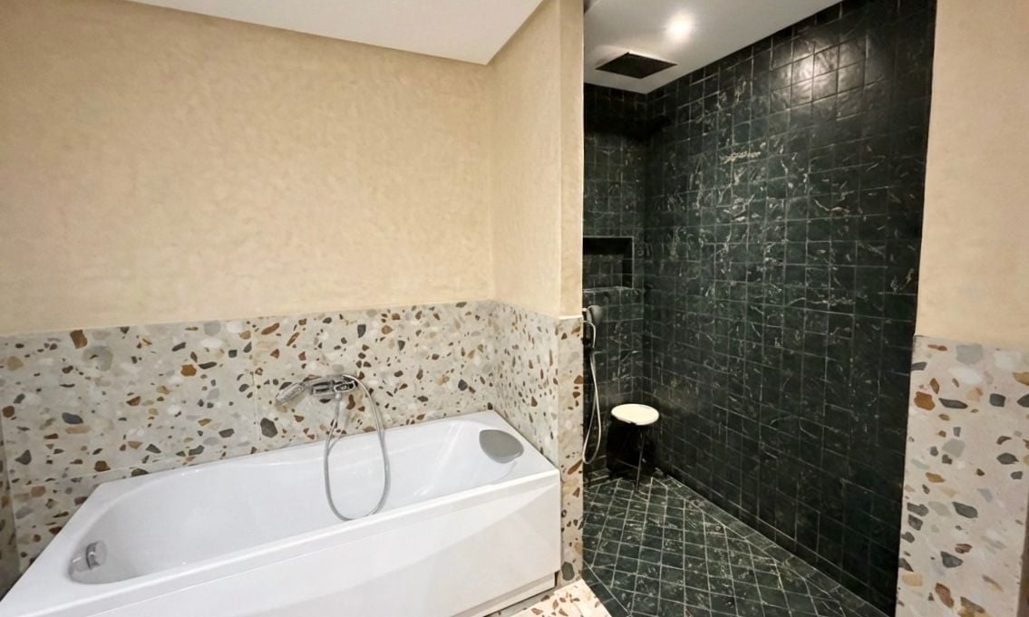 Villa 251 m² à Bouskoura — 14