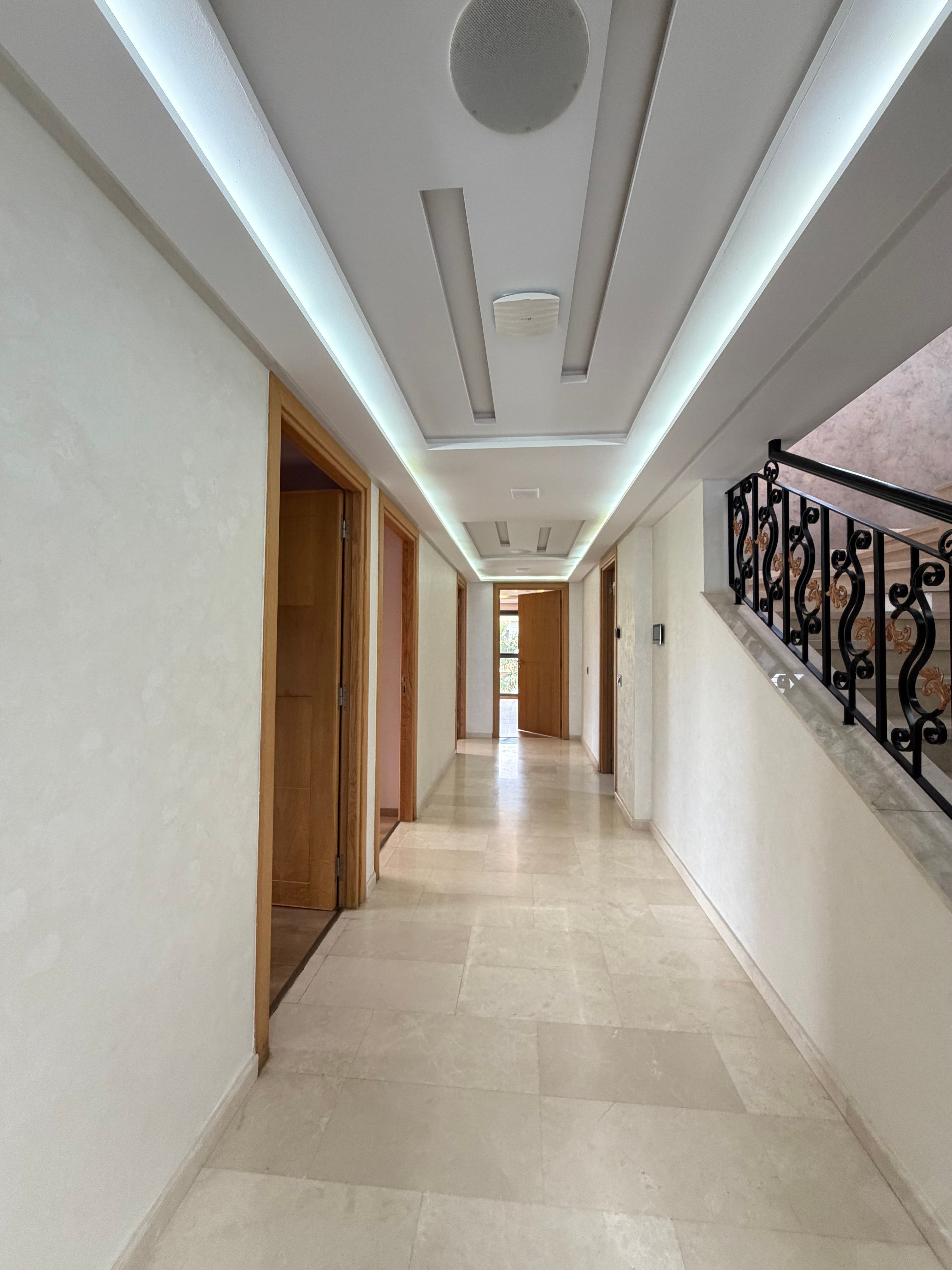 Villa 334 m² à Bouskoura — 18