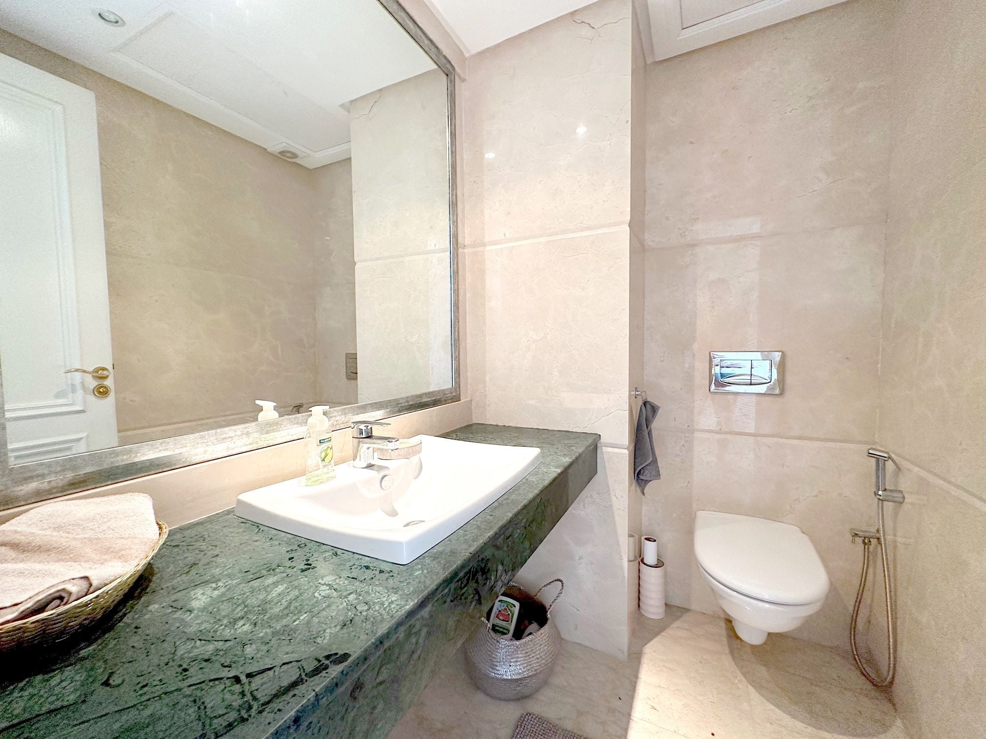Appartement 210 m² f Racine — 13