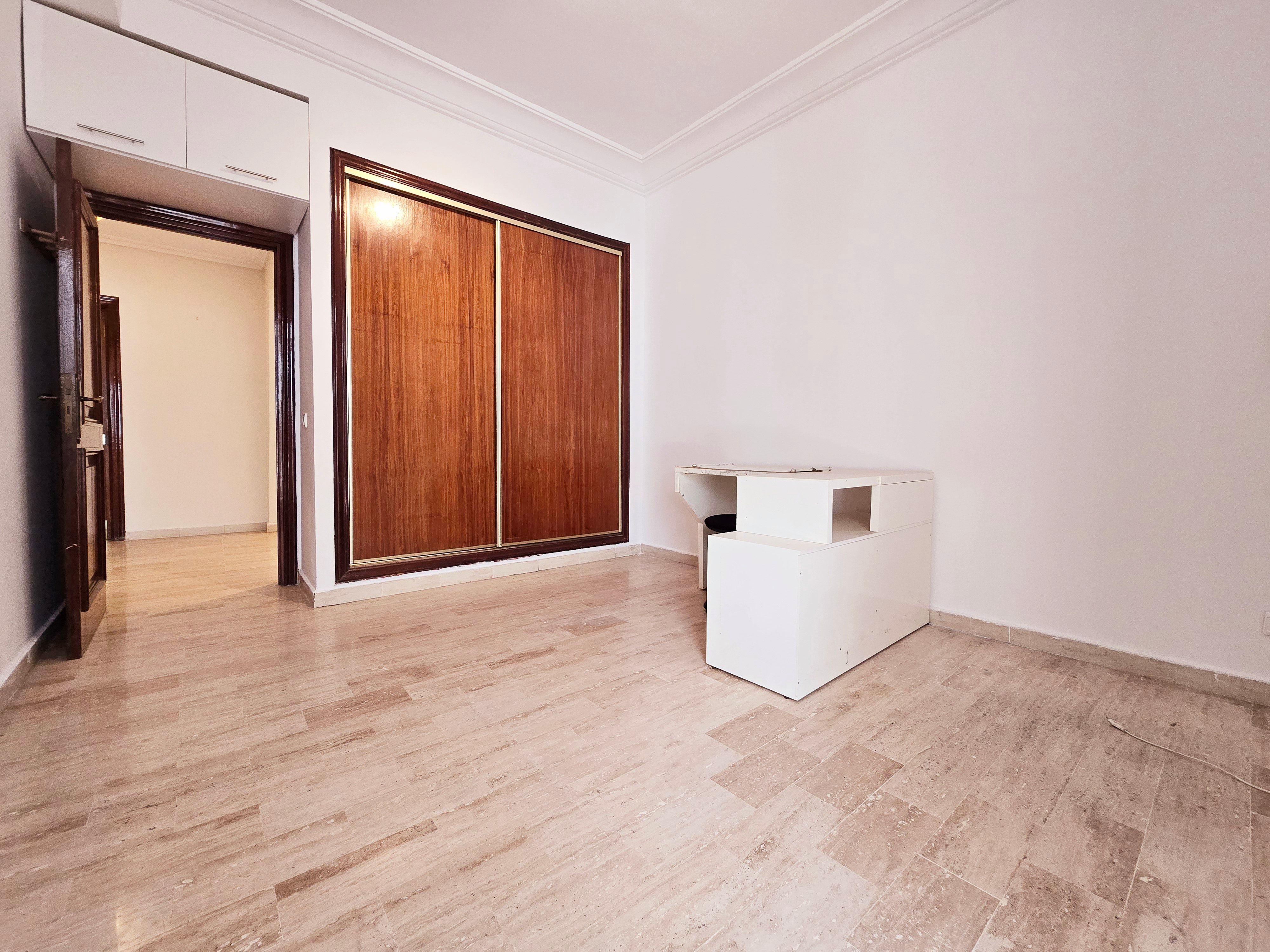 Appartement 208 m² f Beausejour — 12
