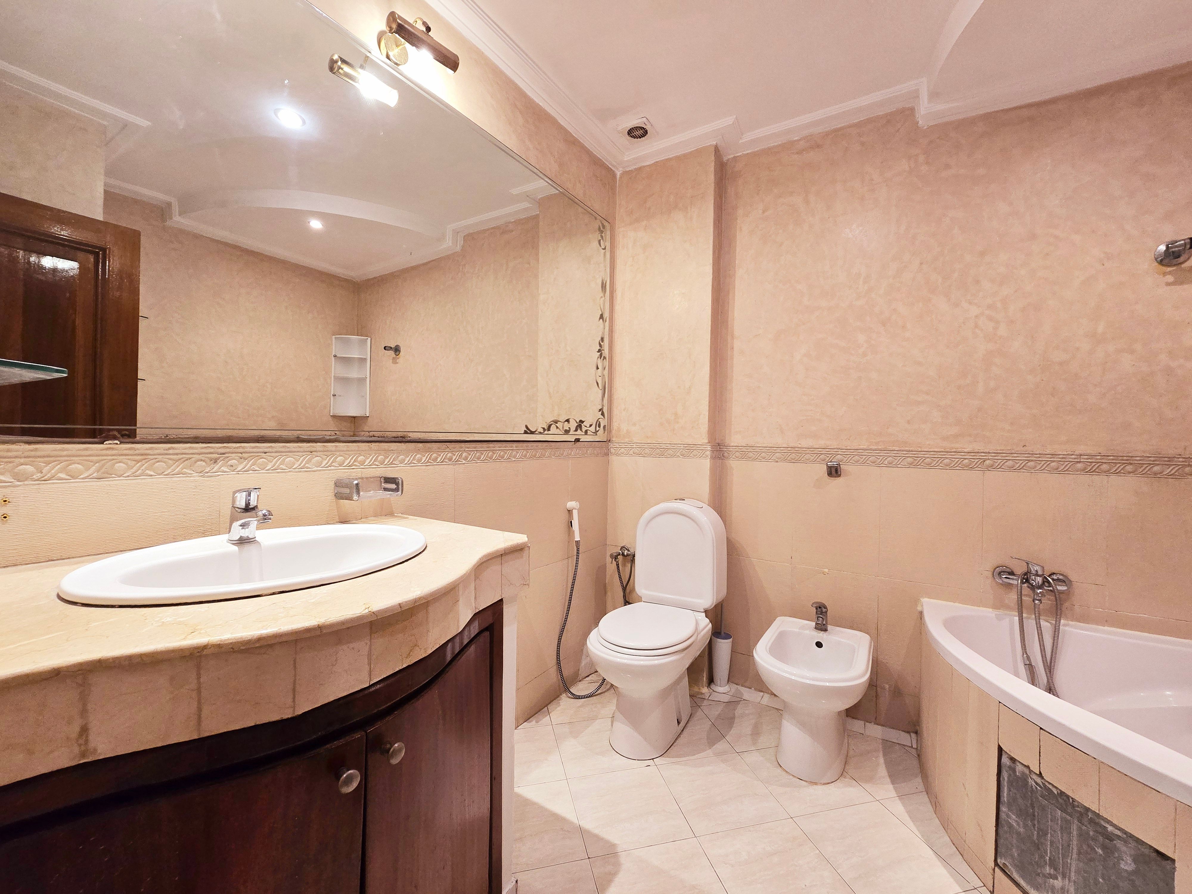 Appartement 208 m² f Beausejour — 18