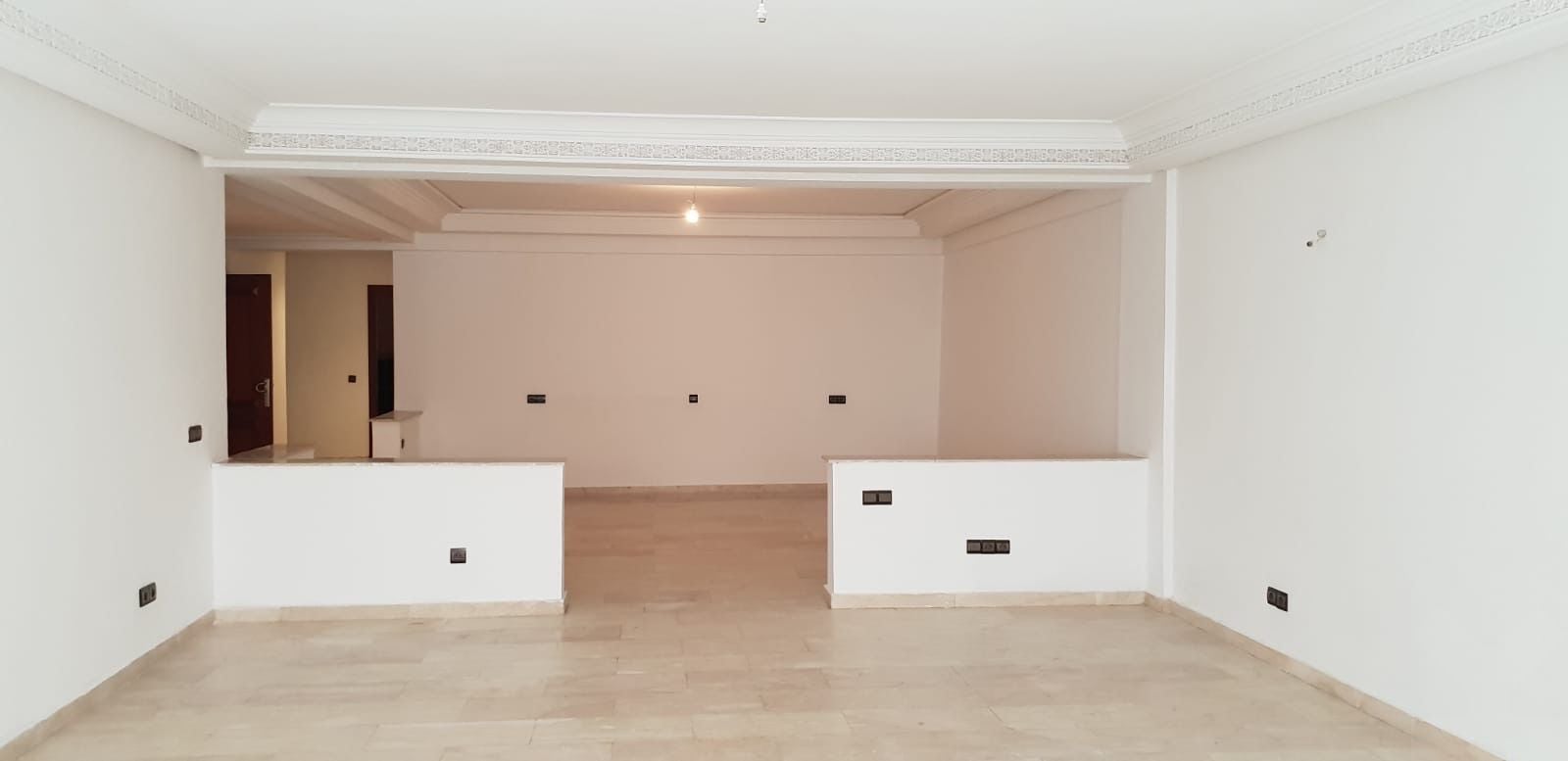 Appartement 265 m² à Hopitaux — 13