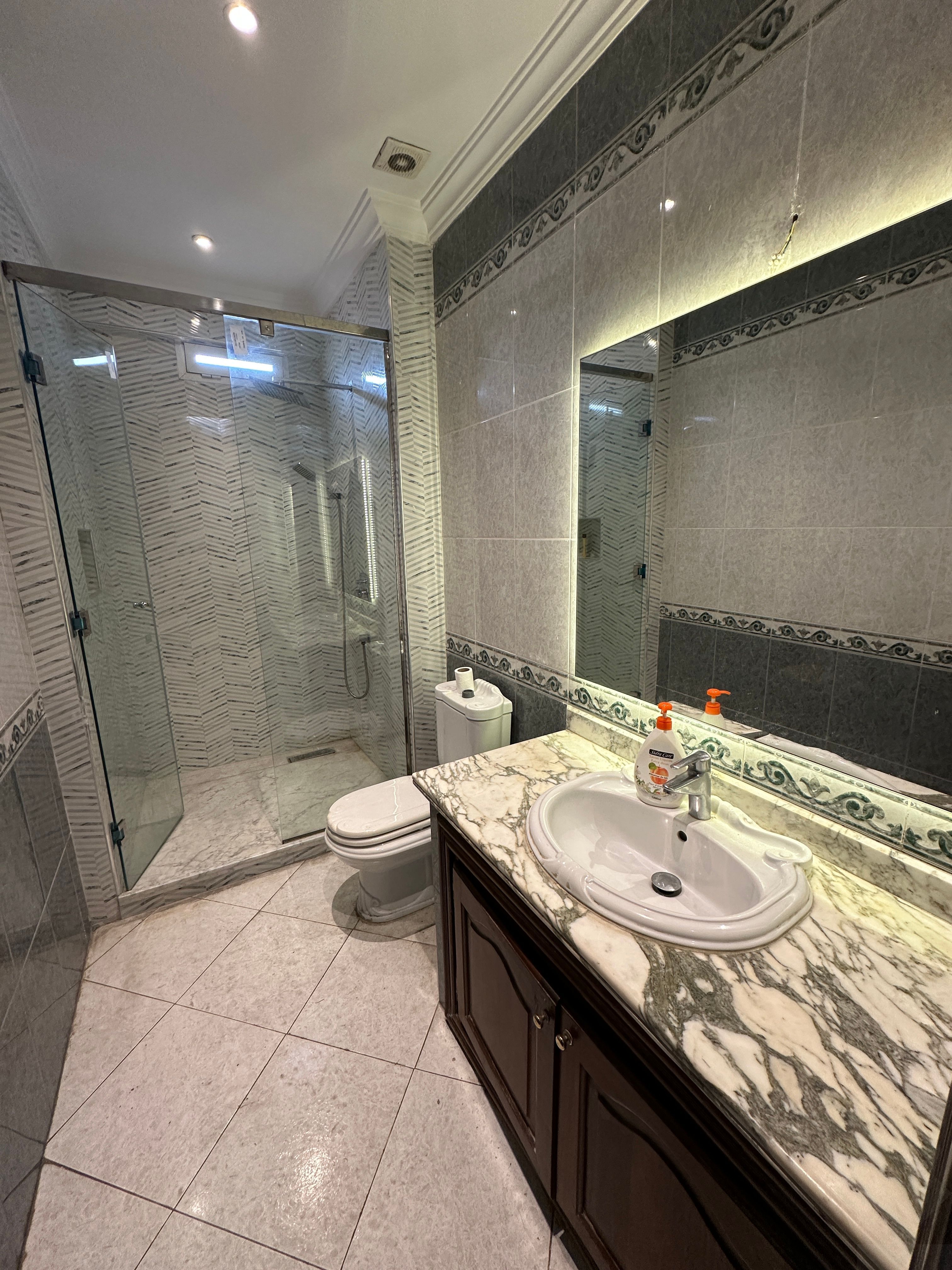 Appartement 263 m² à Racine — 12