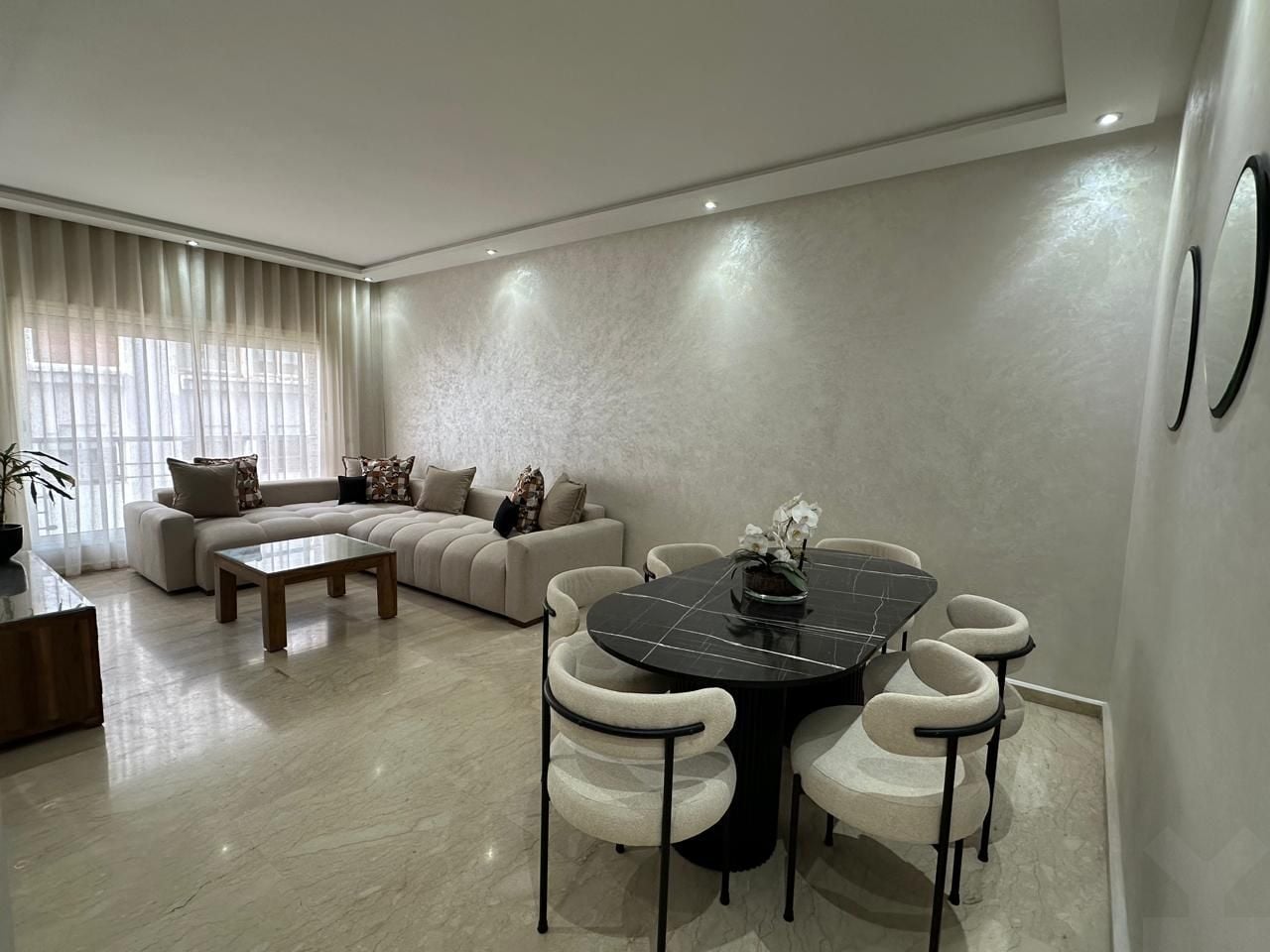 Appartement meublé à louer de 110 m² — 2