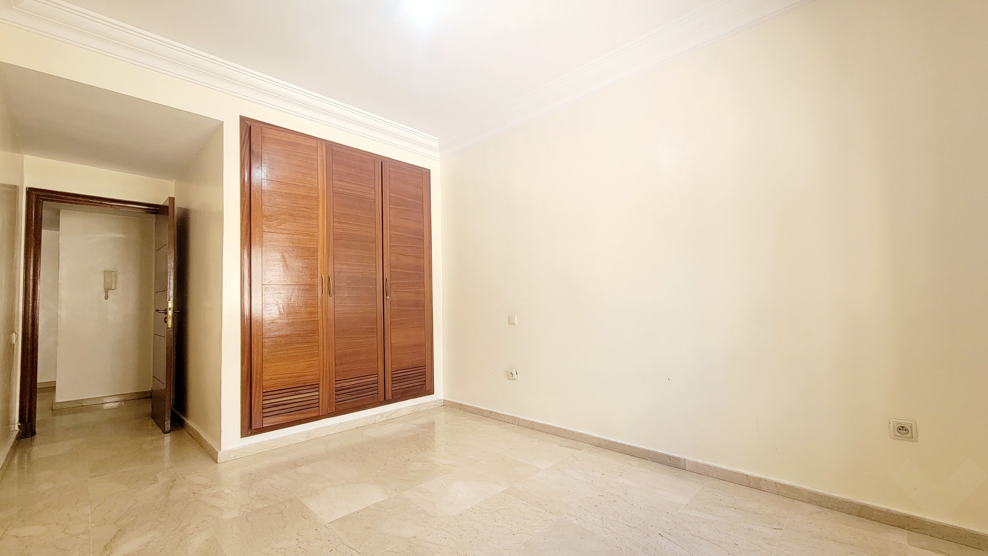 Appartement 140 m² à La Gironde — 11