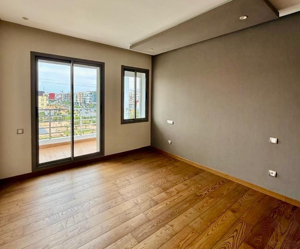 Appartement 150 m² à Californie — 10